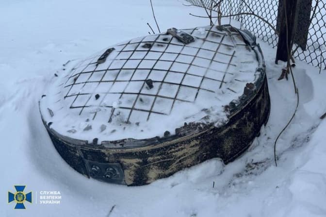 СБУ показала уламки ракети «Орєшнік», якою рф атакувала Львівщину