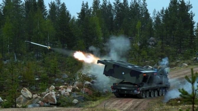 Ворог завдав 33 обстріли з артилерії по українських позиціях та населених пунктах