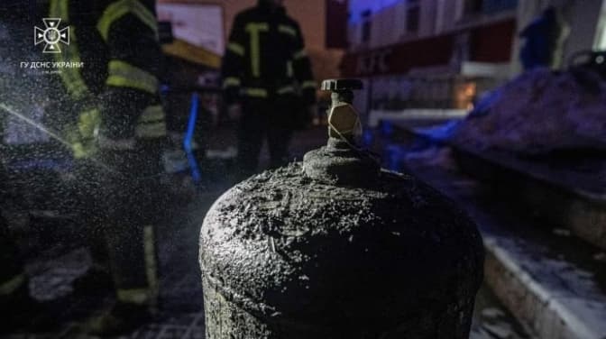 У Києві в кіоску з приготування швидкої їжі вибухнув газовий балон