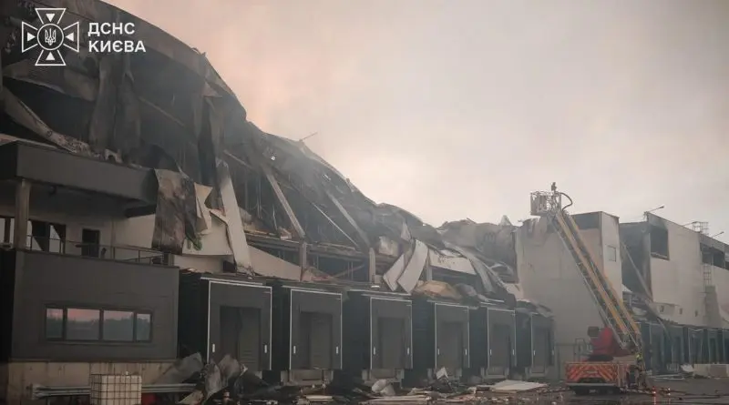 Russia hit two Silpo distribution centers and a Novus warehouse: six employees died