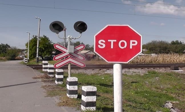У місті на Львівщині на три дні перекриють залізничний переїзд