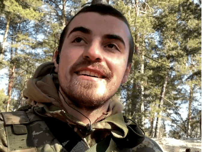 На фото: Андрій «Ізюм»