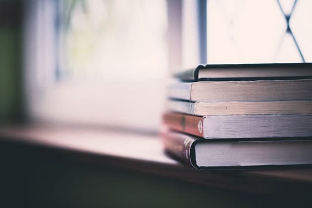 Людям літнього віку у Львові продаватимуть книжки зі знижками