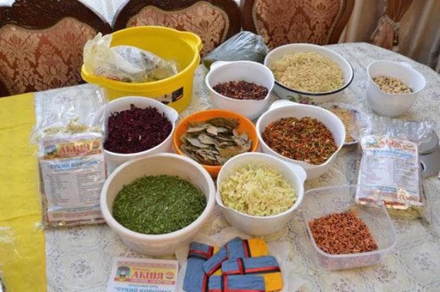 Львівські волонтери потребують продуктів для сухих борщів