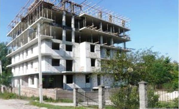 Суд постановив знести новобуд на Личаківській, 259