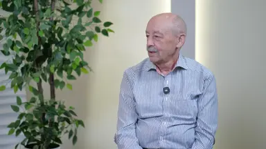 "Учнів більше нема, а вчитель зараз – освітній офіціант". Кращий вчитель фізики про те, як врятувати освіту