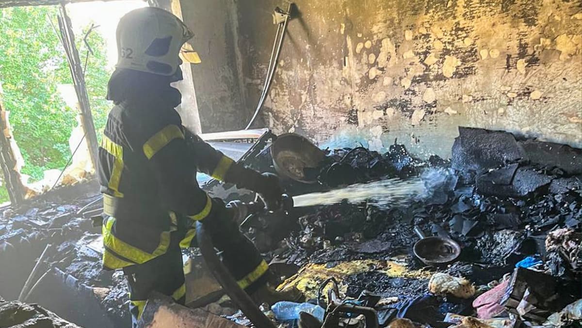 У Львові з палаючої квартири врятували п’ятьох людей, серед них дитину