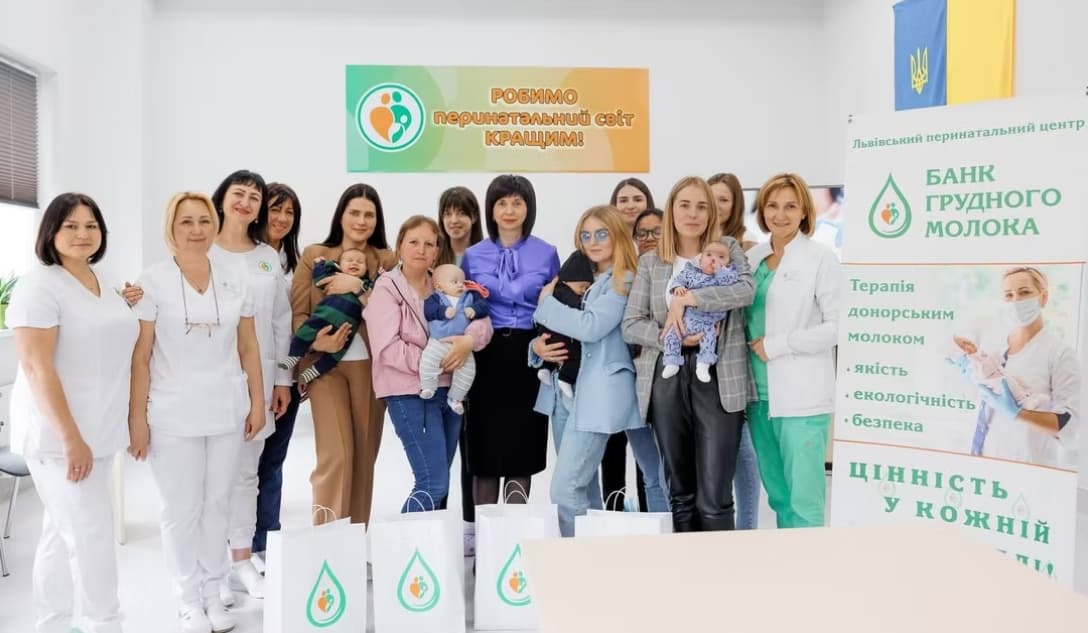 177 донорок уже передали 2500 літрів грубного молока для немовлят / фото Львівського перинатального центру