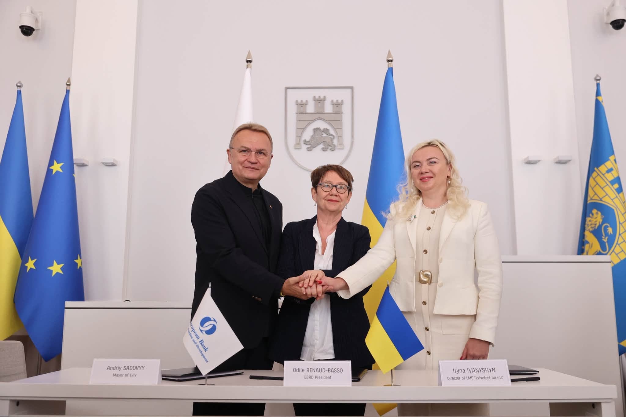 Підписання угоди / фото: Андрій Садовий