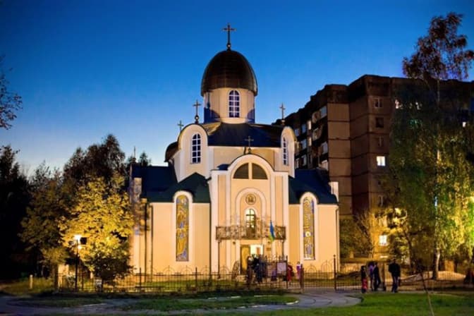 Три храми Львова відзначають престольний празник. Розклад богослужінь