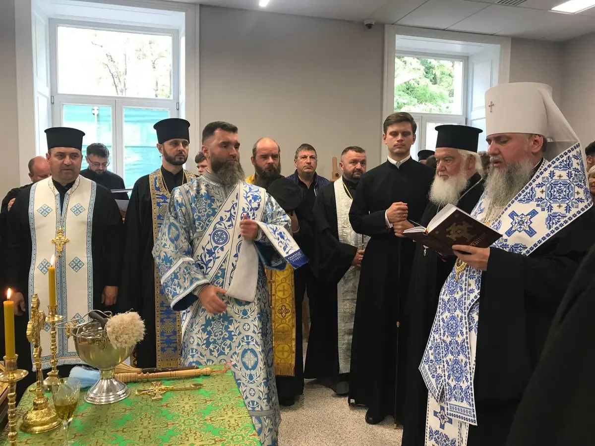 Митрополит Епіфаній приїхав до Львова: освятив лікарню Unbroken та заклав камінь під новий храм