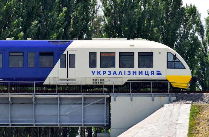 Приміська електричка врятує Львів від заторів і проблем із громадським транспортом
