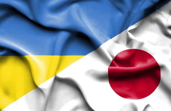 Японія працює над питанням скасування віз для українців