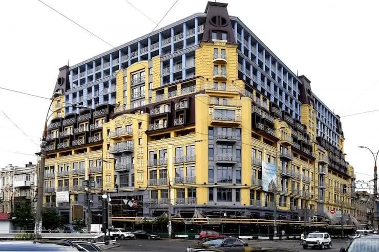 "Будинок-монстр". Фото: відкриті джерела