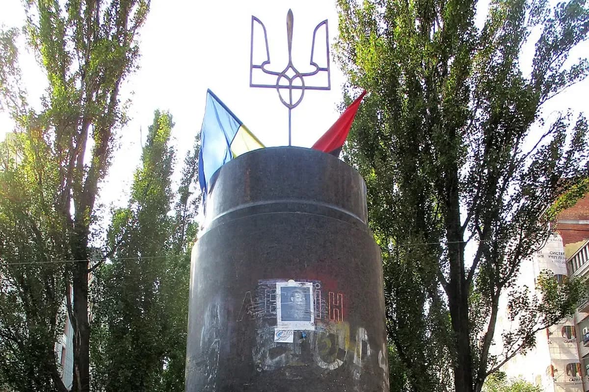 Пам'ятник Івану Мазепі встановлять на місці демонтованого Леніна