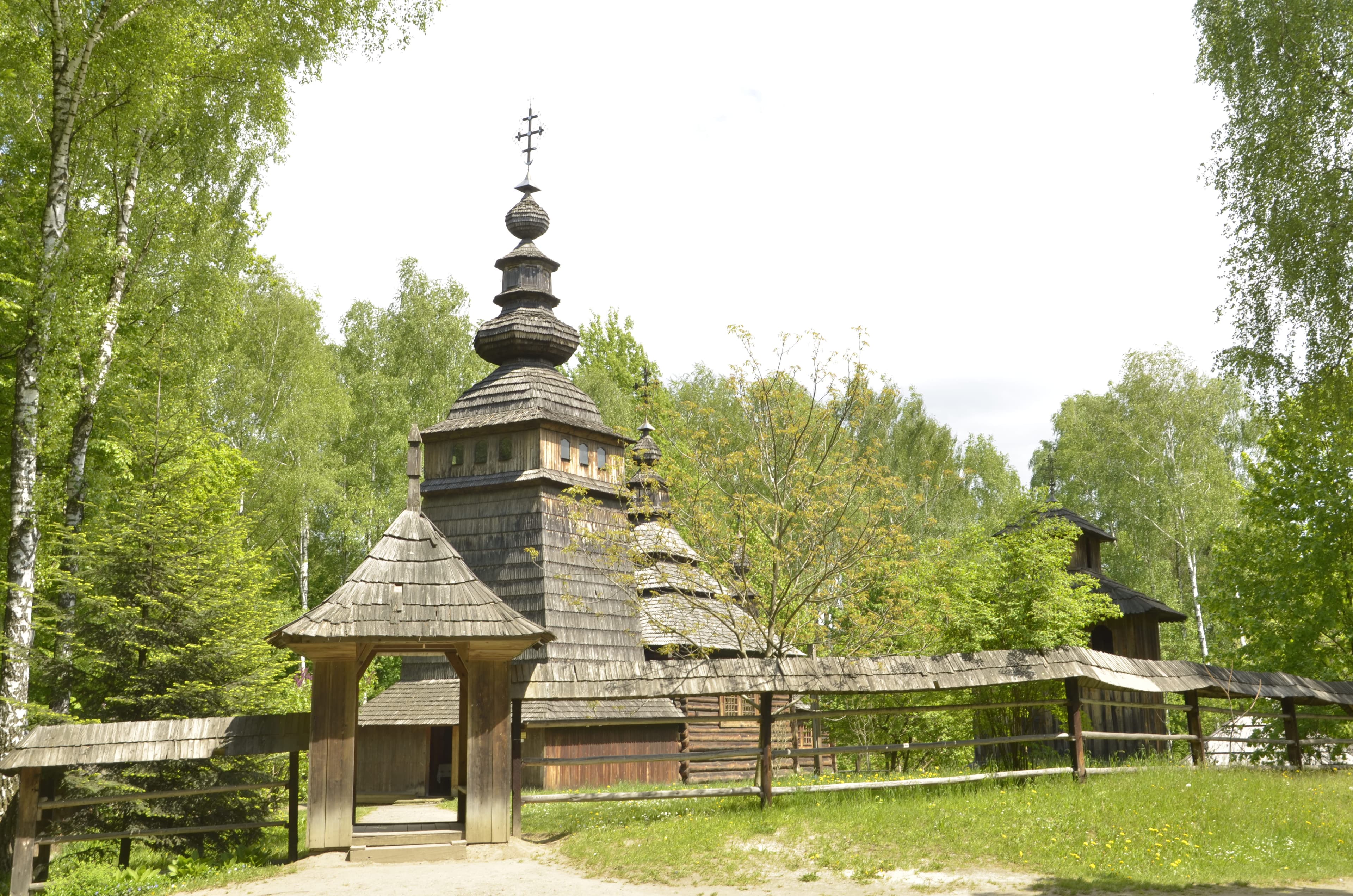 Храм святих Володимира і Ольги / фото: Шевченківський гай