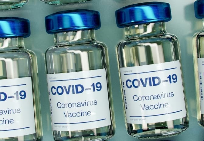 Степанов повідомив, коли в Україну надійде ковідна вакцина від Pfizer