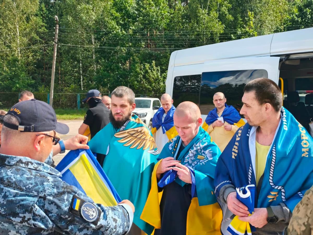 На День Незалежності Україна повернула 10 воїнів, яких вважали зниклими безвісти