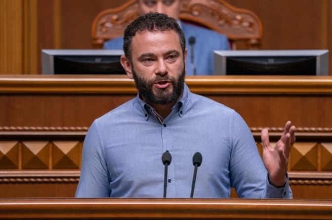 Нардепу Дубінському намагались видати повістку, він не взяв