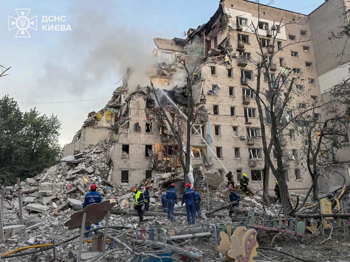 Масована атака на Київ 2 липня: кількість загиблих зросла до 13, поранених поранених понад 80