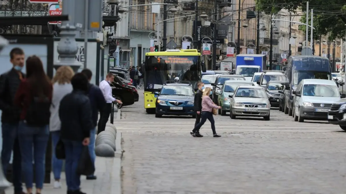 Вже з 1 серпня один із автобусів Львова їздитиме за новим маршрутом