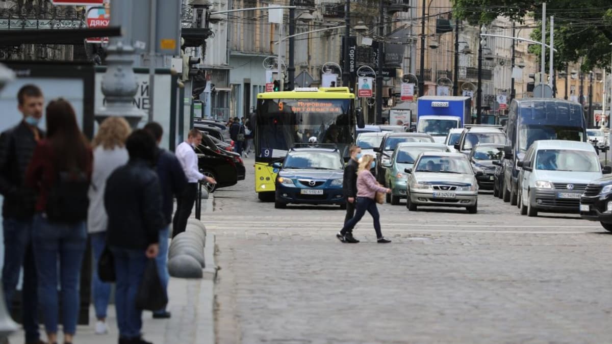 Вже з 1 серпня один із автобусів Львова їздитиме за новим маршрутом