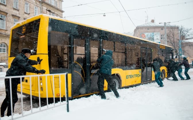 Проїзд в автобусах Львова від сьогодні коштує 7 гривень