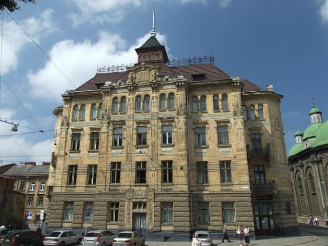 У Львові перейменували 10 комунальних лікарень та поліклінік. Перелік