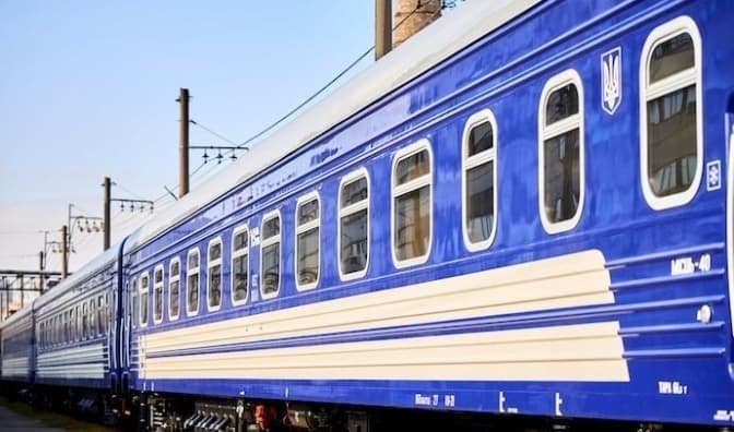 Мешканців Львівщини попереджають про зміни руху кількох потягів