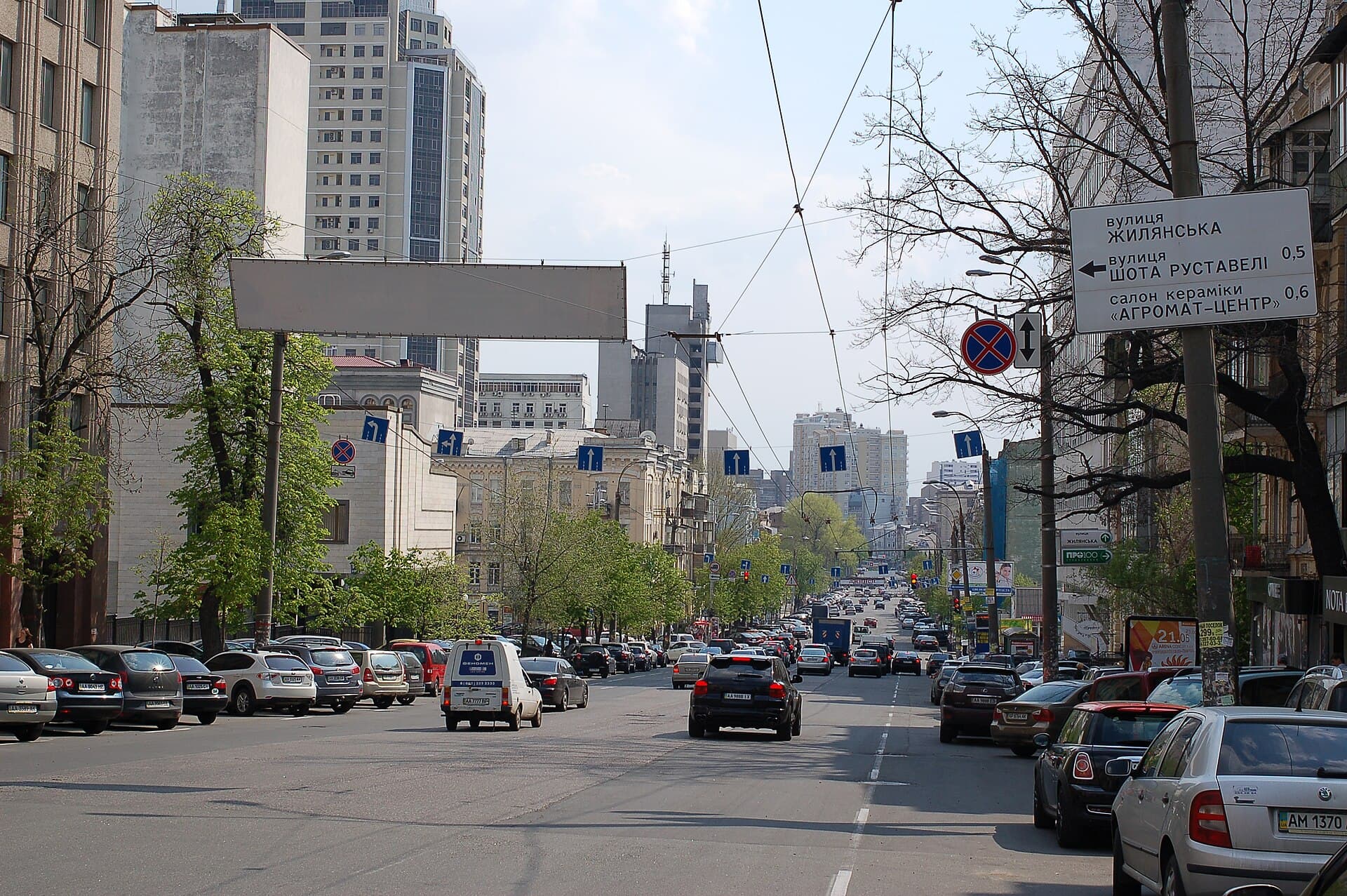 Вулиця Антоновича. Фото: відкриті джерела