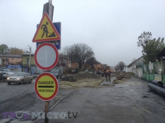Як у Львові реконструюють вулицю Садову. Фоторепортаж