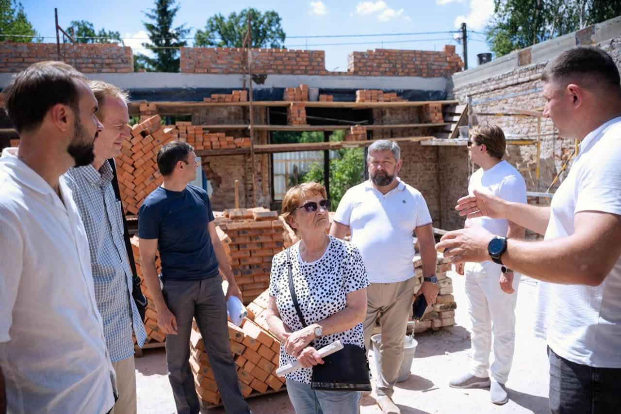Донька Романа Шухевича Марія Трильовська побувала на будівництві музею генерал-хорунжого УПА