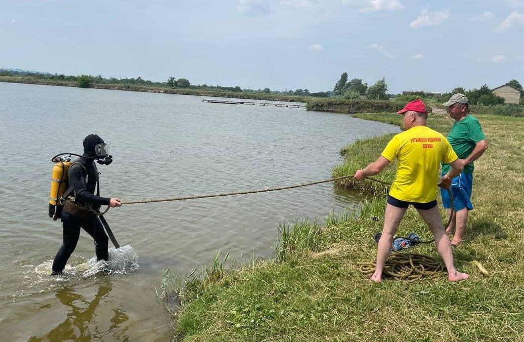 На Жовківщині втопився чоловік / фото : Центральна рятувально-водолазна служба Львівської області