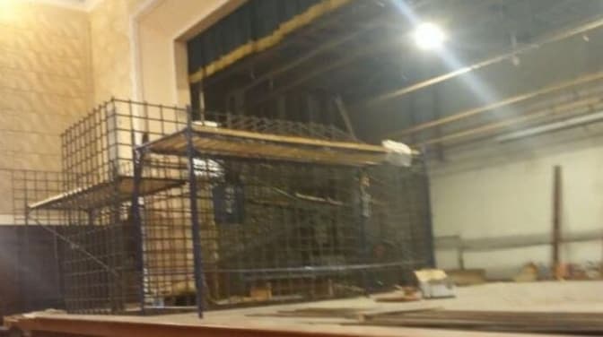 У Маріуполі монтують клітки для самосуду над українськими захисниками
