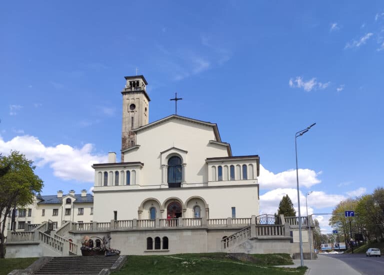 Храм Покрову Пресвятої Богородиці Львівської Архиєпархії УГКЦ (вул. Личаківська, 175)