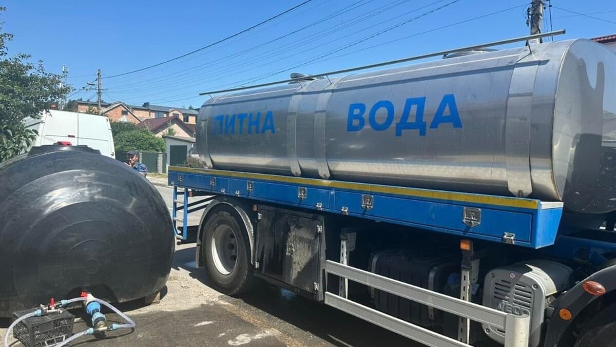 У Малехові та Рудно встановили резервуари з питною водою: де саме