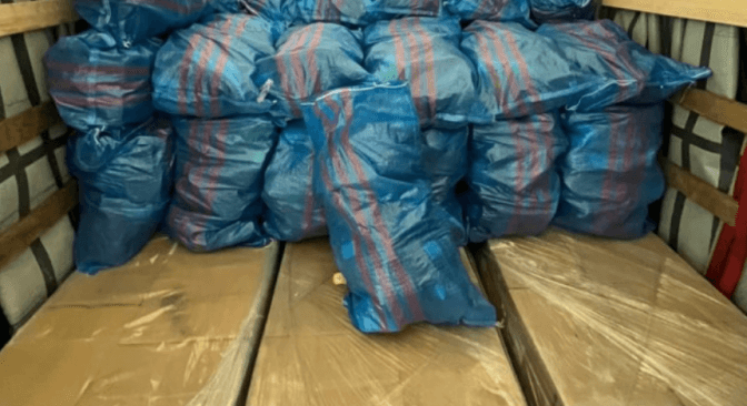 У пункті пропуску на Львівщині викрили чергову аферу псевдоблагодійників