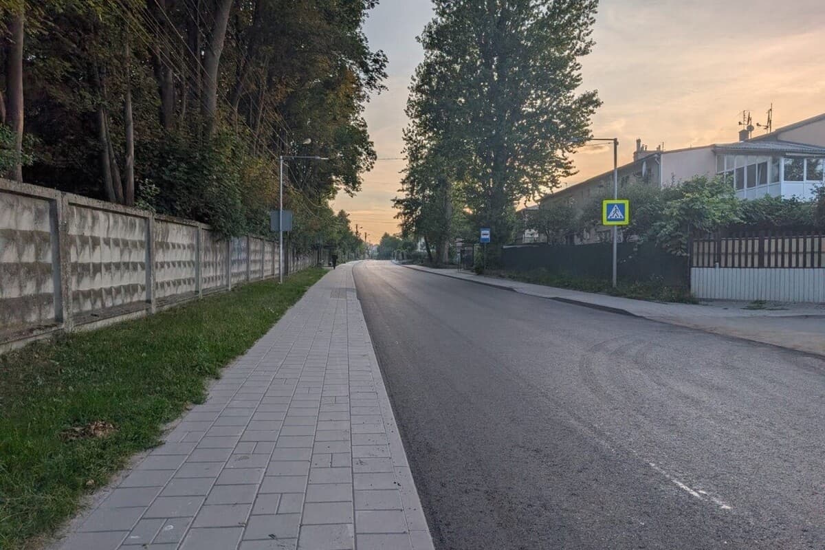 Коли нанесуть дорожню розмітку на Тракті Глинянському і що ще там робитимуть