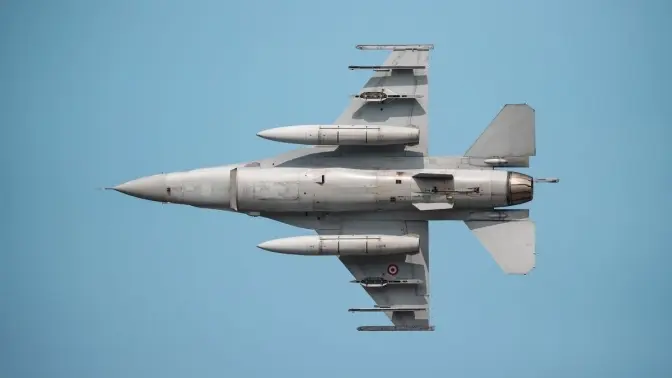 Україна отримала перші винищувачі F-16, – ЗМІ