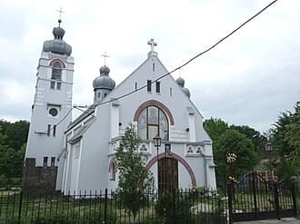 Церква Різдва Пресвятої Богородиці ПЦУ (вул. Білогорща, 21) / фото: Вікіпедія