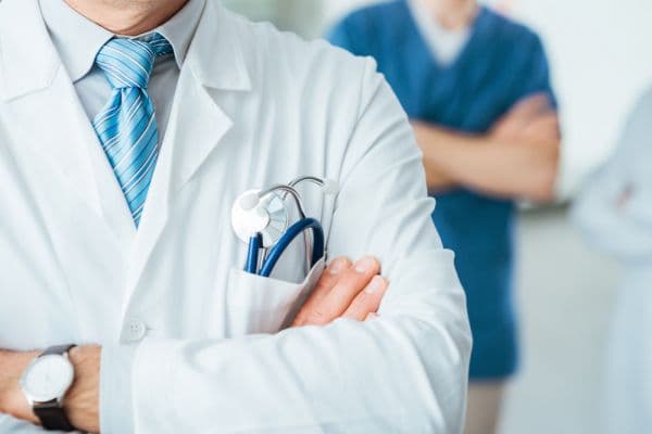 У Києві лікарю оголосили підозру у недбалості, яка призвела до смерті пацієнта