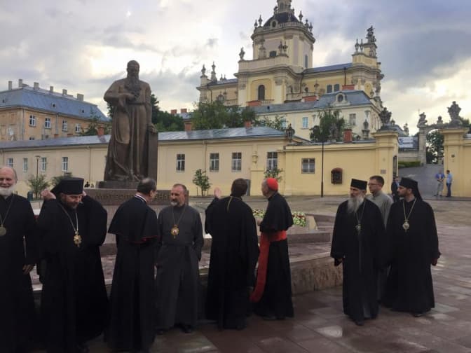 Фото дня: Львів відвідав Держсекретар Ватикану кардинал П’єтро Паролін