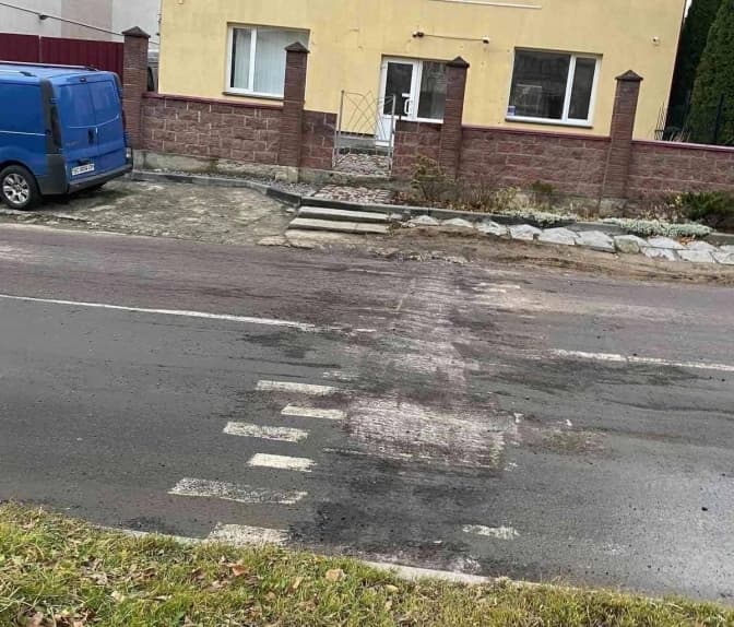 На Сихові облаштують підвищений пішохідний перехід, який мали встановити ще минулого року