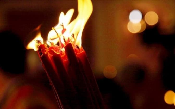 У Єрусалимі зійшов благодатний вогонь. Відео