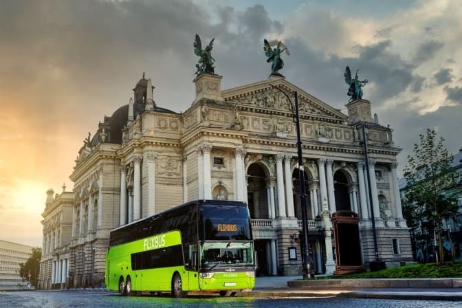 FlixBus запускає маршрути зі Львова у Вроцлав, Будапешт та Плзень. Розклад