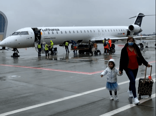 Польща допоможе Україні відновити аеропорти