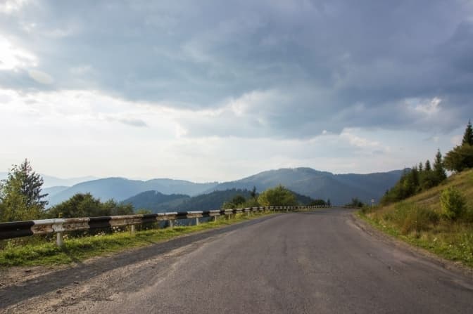 Чи можна їхати на вихідні у Карпати
