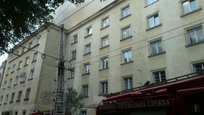У Львові через пожежу на вул Шота Руставелі не курсує тролейбус №25