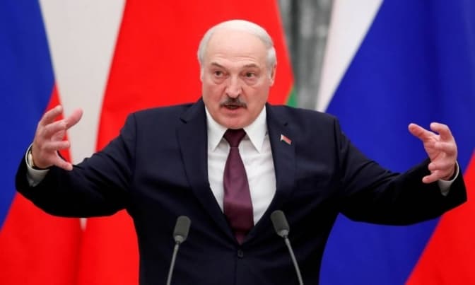 У Білорусі провели «референдум» на підтримку змін до Конституції