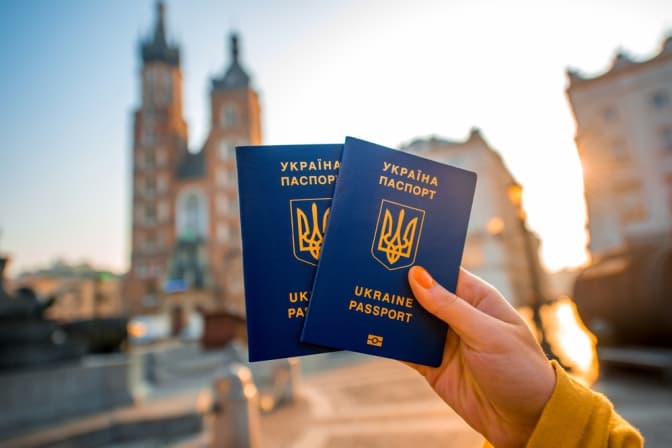 Як перетнути кордон після безвізу. Інструкція